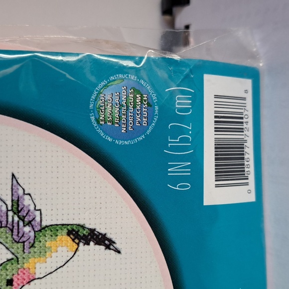 New Dimensions Learn a Craft - Hummingbird Duo Counted Cross Stitch Kit 6 inch - Picture 5 of 9
